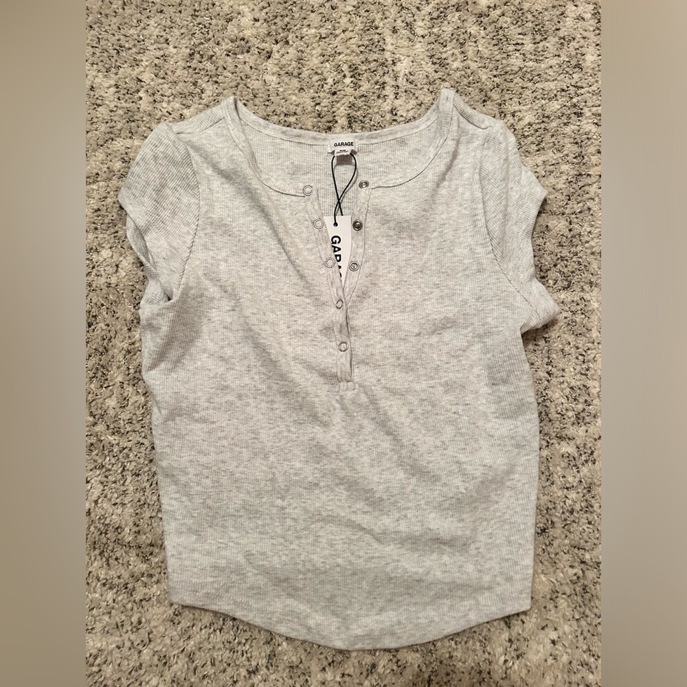 NWT Garage Grey Henley Button Up Short Sleeve Shirt Top